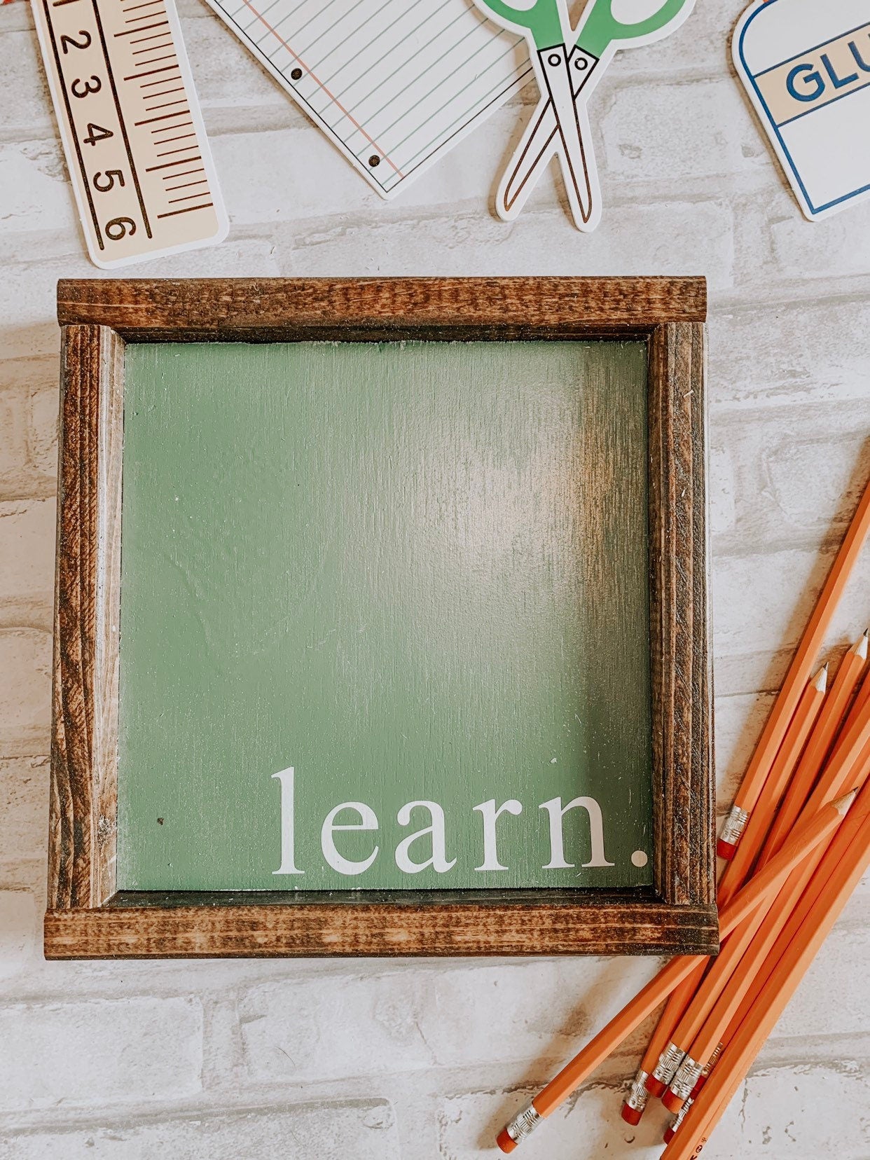 "learn." Classroom Sign