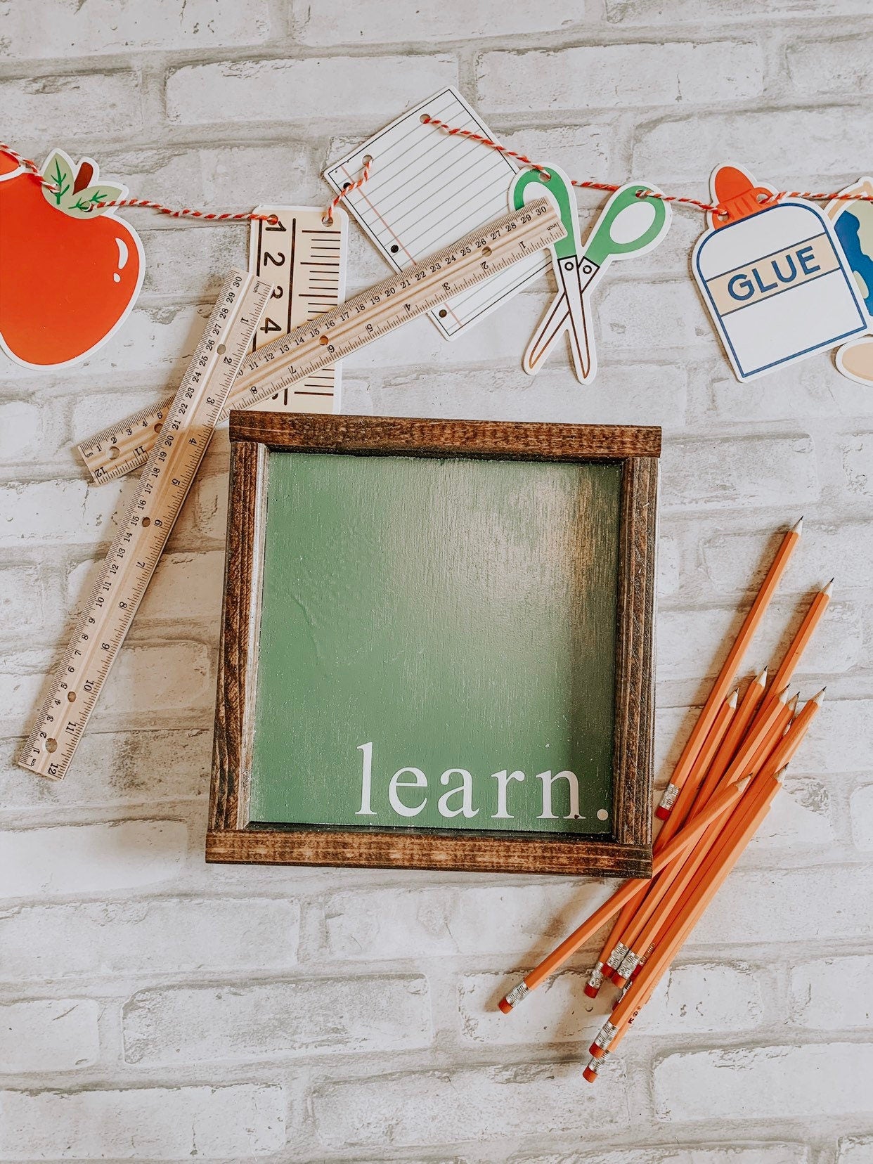 "learn." Classroom Sign